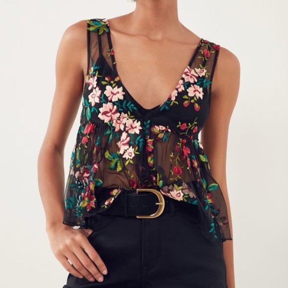 Ecoté Embroidered Top - Picture 6 of 6